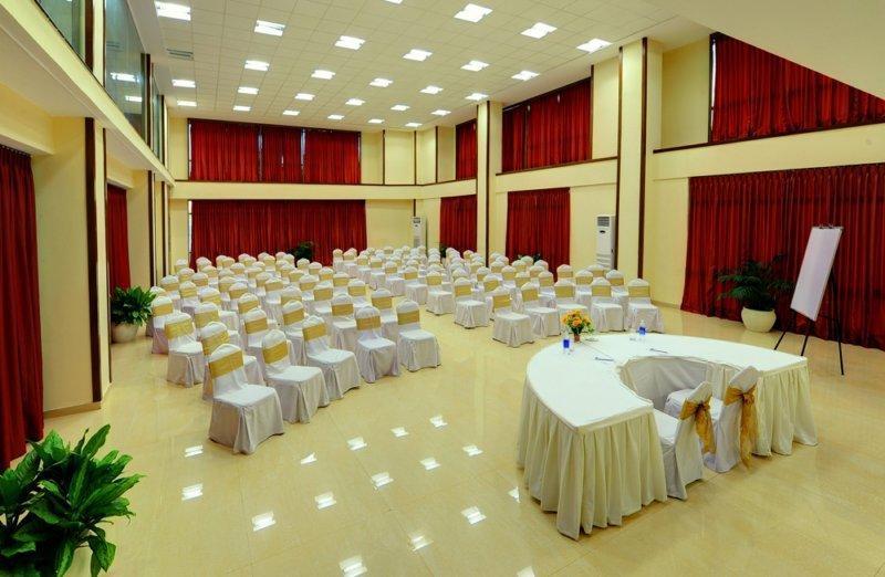 Clarks Exotica Convention Resort & Spa Devanahalli Buitenkant foto